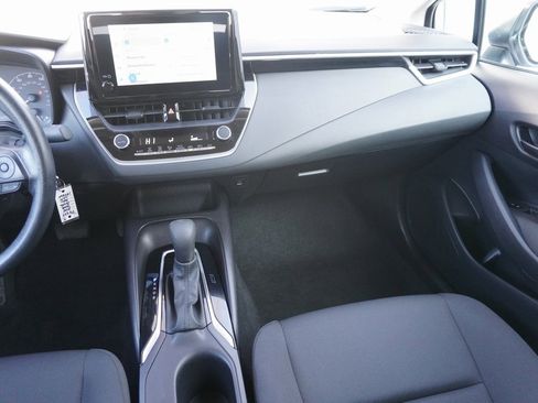 Used 2024 Toyota Corolla LE image 25