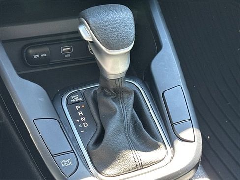 Used 2023 Kia Soul LX w/ LX Technology Package image 22