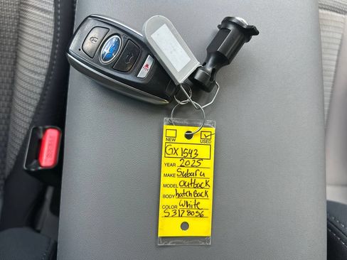 Used 2025 Subaru Outback Premium AWD/4WD image 55