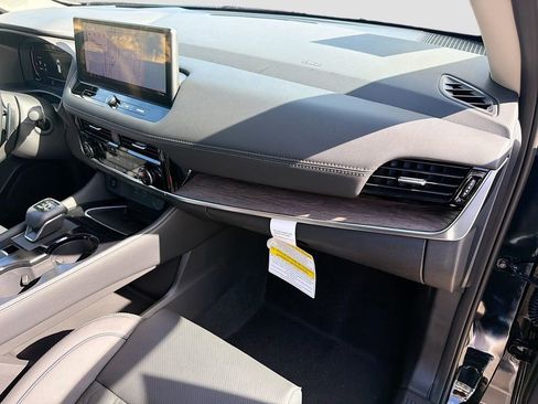 New 2026 Nissan Rogue Platinum w/ Platinum Premium Package image 31