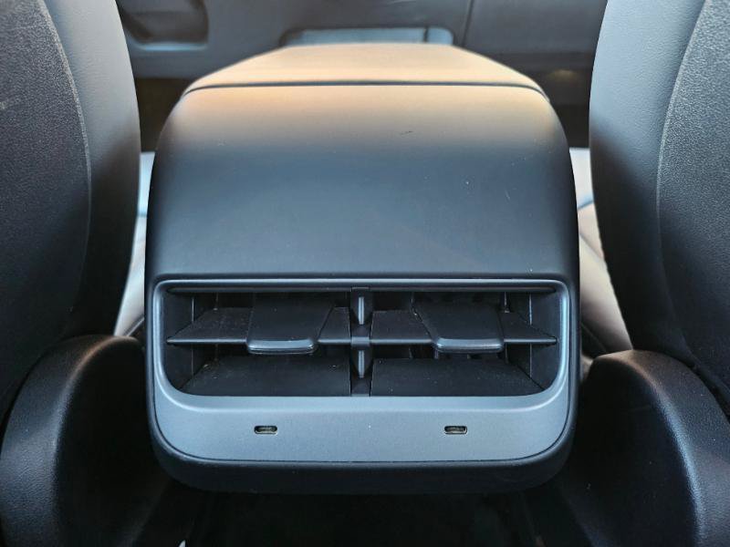 Used 2023 Tesla Model Y Long Range AWD/4WD image 65