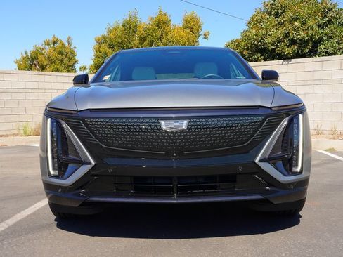 Certified 2024 Cadillac Lyriq Sport AWD/4WD image 4