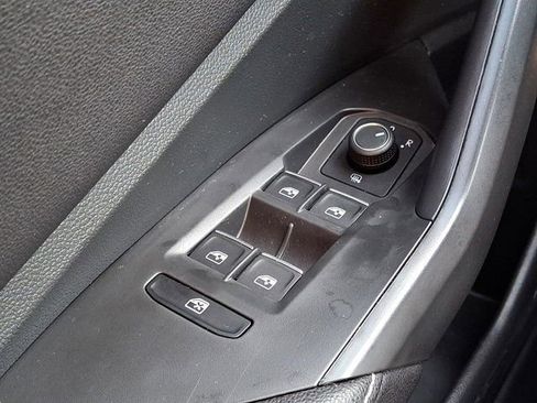 Certified 2023 Volkswagen Jetta Sport image 28