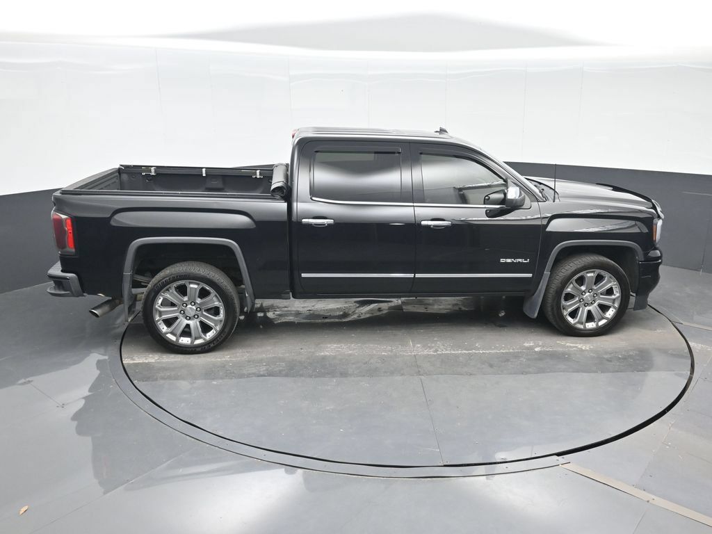 Used 2017 GMC Sierra 1500 Denali w/ Denali Ultimate Package AWD/4WD image 22