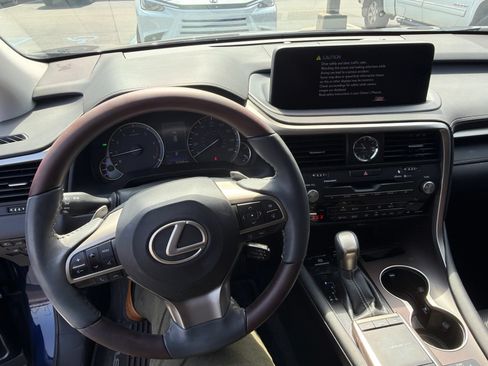 Used 2022 Lexus RX 350 FWD w/ Premium Package image 4