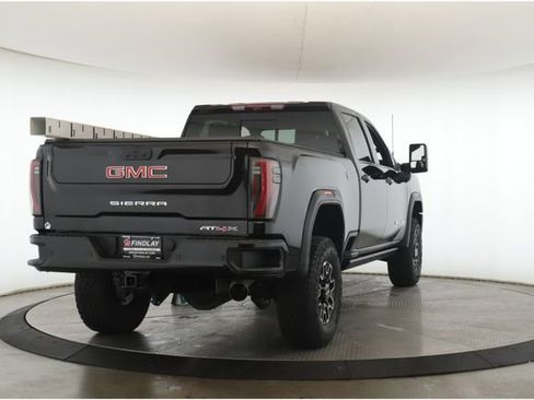 Used 2026 GMC Sierra 2500 AT4X image 7