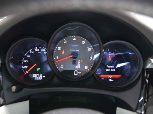 Used 2020 Porsche Macan S image 14