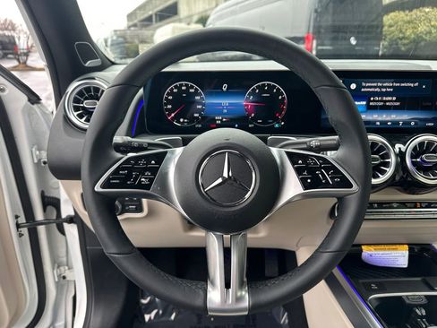 New 2026 Mercedes-Benz GLB 250 image 26
