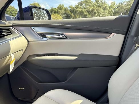 New 2026 Cadillac XT5 Premium Luxury w/ Driver Assist Package FWD image 22