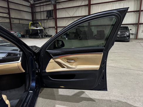 Used 2016 BMW 528i Sedan image 24