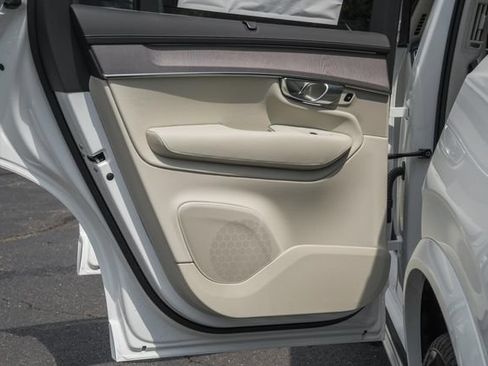 New 2027 Volvo XC90 B6 Ultra AWD/4WD image 39