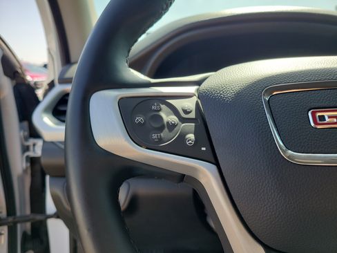 Used 2023 GMC Acadia SLT w/ Preferred Package FWD image 22