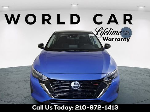 Used 2025 Nissan Sentra SR w/ Lighting Package FWD image 2
