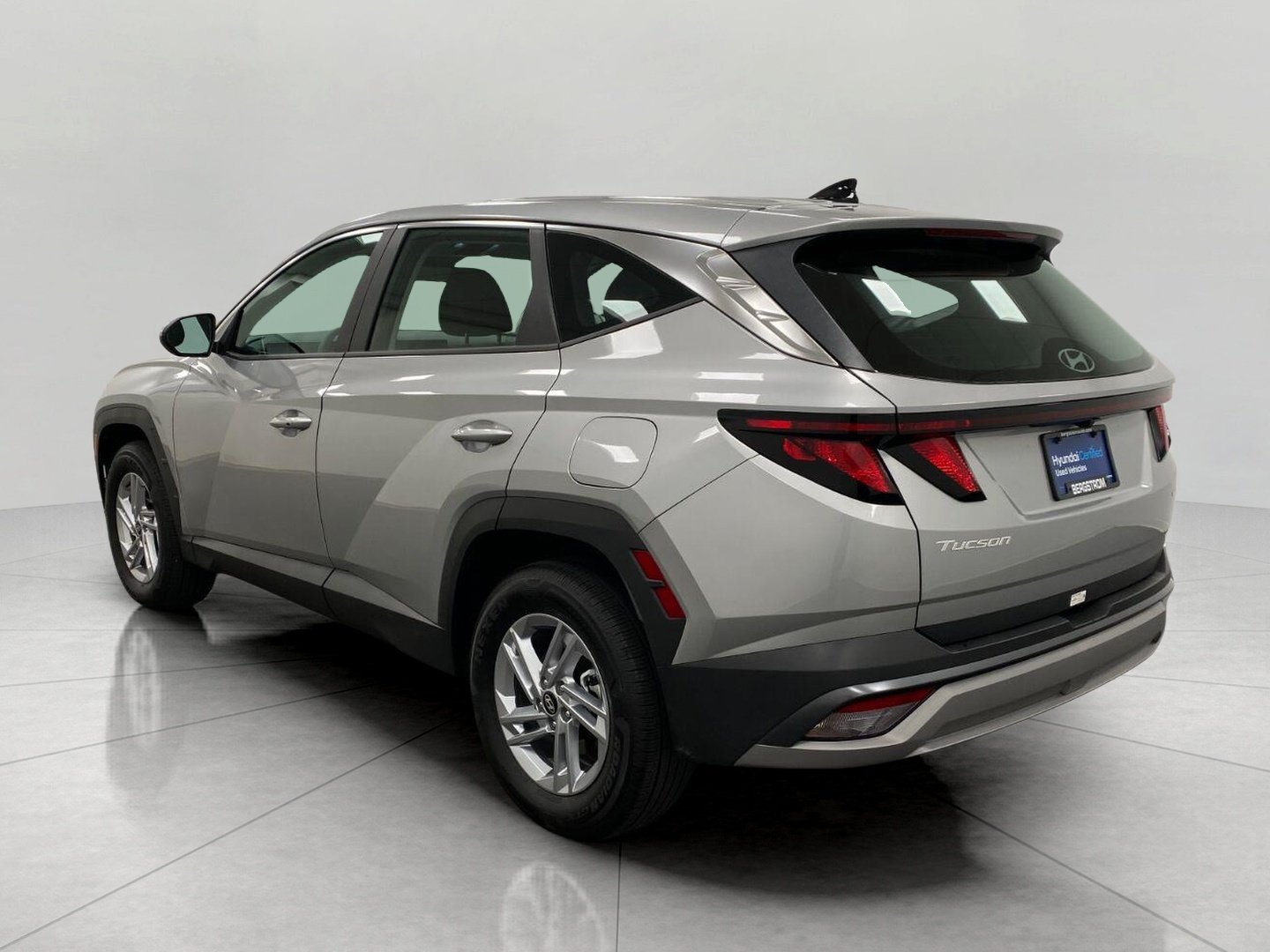 Certified 2026 Hyundai Tucson SE AWD/4WD image 6