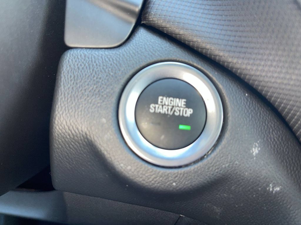 Used 2024 Chevrolet Equinox RS FWD image 15