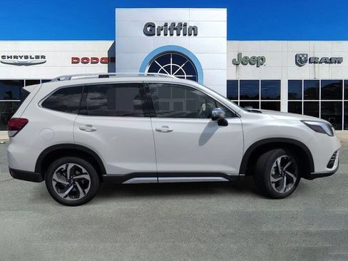 Used 2023 Subaru Forester Touring AWD/4WD image 3