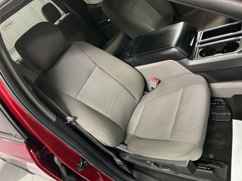 Used 2018 Ford F150 XLT w/ Equipment Group 302A Luxury image 24