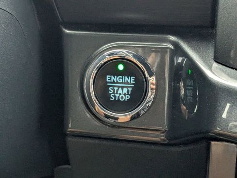 Used 2022 Ford F150 XLT w/ Equipment Group 302A High image 30