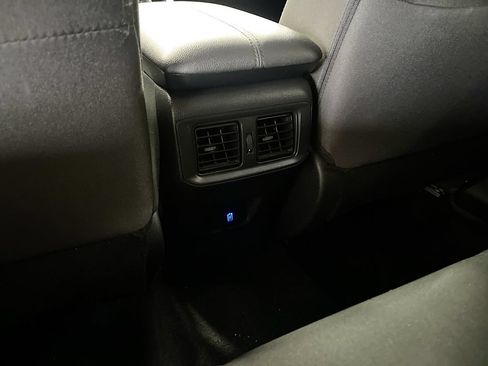 Used 2024 Toyota RAV4 LE AWD/4WD image 24