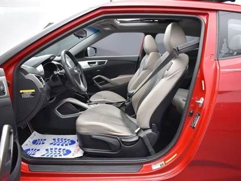 Used 2013 Hyundai Veloster w/ Style Pkg FWD image 14