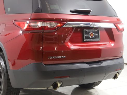 Used 2020 Chevrolet Traverse LT image 22