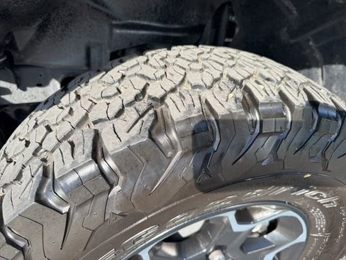Used 2023 Jeep Wrangler Unlimited Rubicon 4xe AWD/4WD image 13