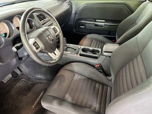 Used 2013 Dodge Challenger SXT w/ Sound Group RWD image 21