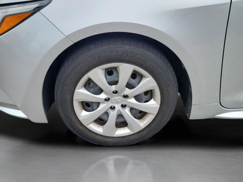 Used 2023 Toyota Corolla LE FWD image 31