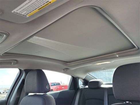 Used 2024 Chevrolet Malibu LT image 21