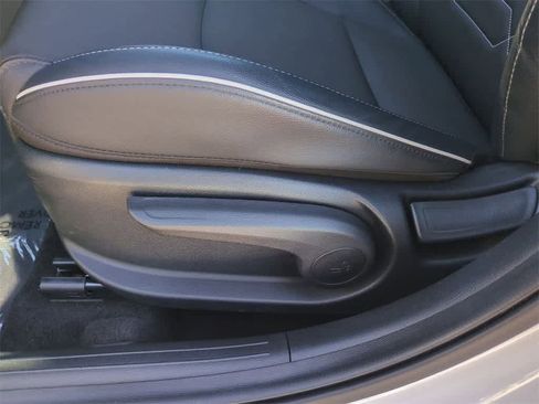 Used 2024 Kia Forte GT-Line w/ GT-Line Premium Package image 9