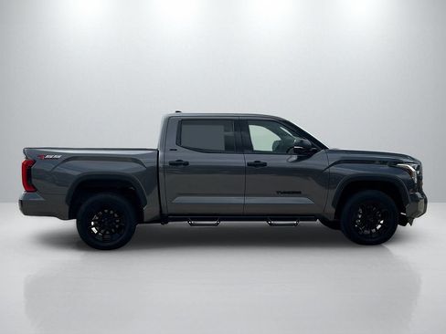 Used 2023 Toyota Tundra SR5 w/ SR5 Convenience Package AWD/4WD image 4