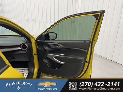 Used 2024 Chevrolet Trax RS image 14