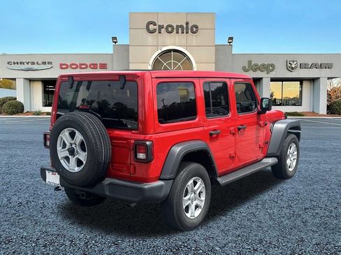 Used 2023 Jeep Wrangler Unlimited Sport w/ Sun And Sound Package AWD/4WD image 3