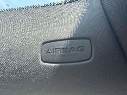 Used 2022 Porsche Macan S AWD/4WD image 47