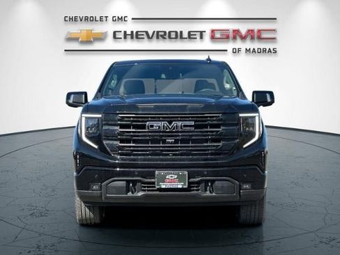 New 2026 GMC Sierra 1500 Elevation w/ Elevation Premium Package AWD/4WD image 8