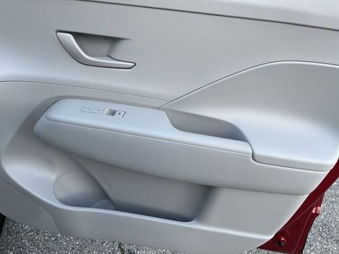 New 2026 Hyundai Kona SE image 34