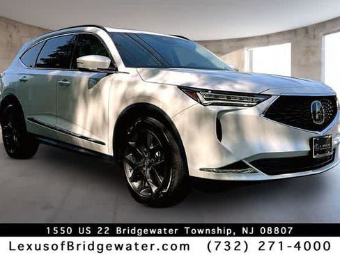 Used 2024 Acura MDX SH-AWD image 1