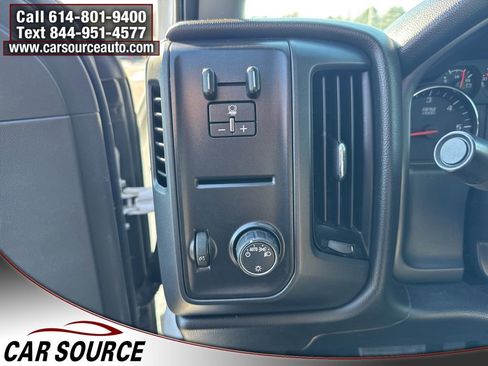 Used 2018 Chevrolet Silverado 1500 Custom w/ Custom Value Package image 15