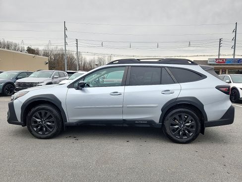 Used 2023 Subaru Outback Onyx Edition XT AWD/4WD image 6