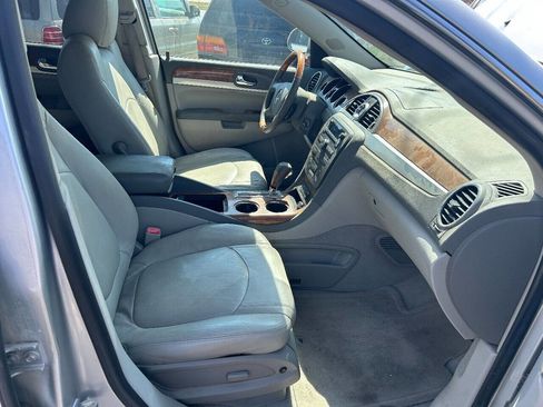 Used 2009 Buick Enclave CX w/ Driver Confidence Package image 13