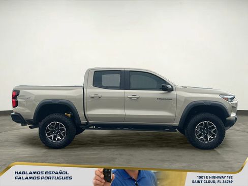 Used 2024 Chevrolet Colorado ZR2 w/ ZR2 Convenience Package III image 7