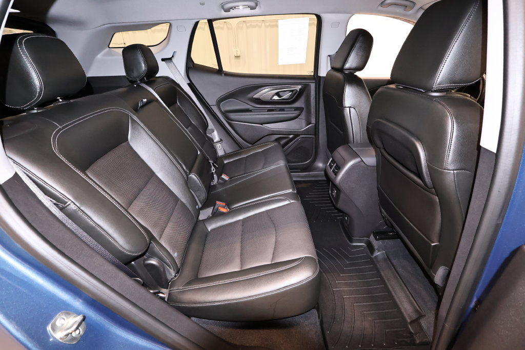 Used 2024 GMC Terrain SLT w/ Elevation Edition AWD/4WD image 20