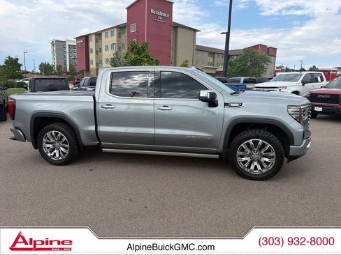 Used 2025 GMC Sierra 1500 Denali AWD/4WD image 4