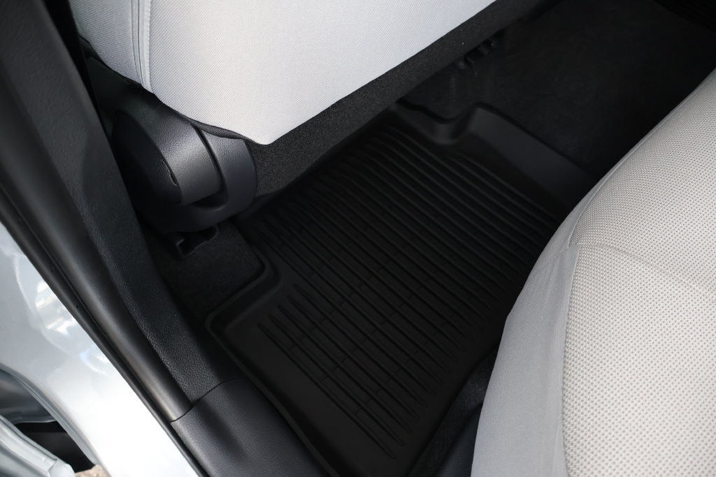 New 2026 Toyota Corolla Cross LE AWD/4WD image 46