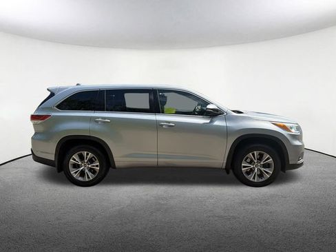 Used 2016 Toyota Highlander Plus AWD/4WD image 15