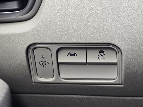 Used 2021 Kia Sorento S image 22