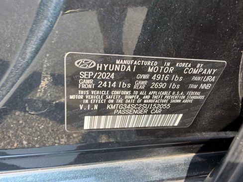 Certified 2025 Genesis G70 2.5T AWD/4WD image 15