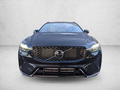 New 2026 Volvo XC60 T8 Plus w/ Protection Package Premier image 6