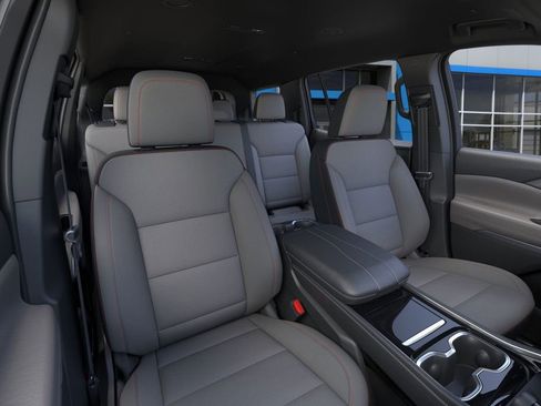 New 2026 Chevrolet Traverse LT w/ Driver Confidence Package image 16