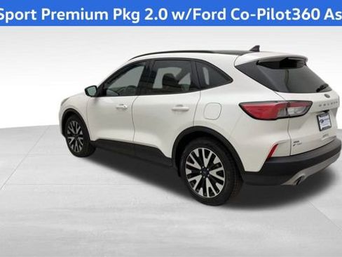 Used 2020 Ford Escape SE Sport image 4